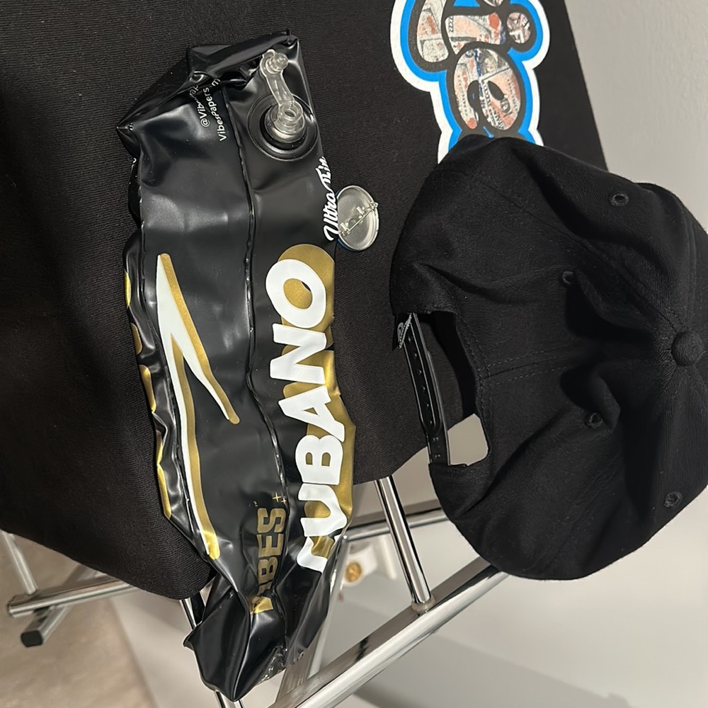 Authentic Brand New Unworn Cookies OG Mint Money Tee with 3 FREE Cookies gifts - Picture 8 of 9